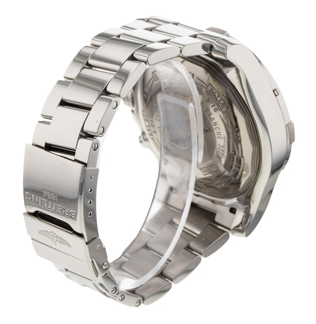 Breitling Super Avenger II A13371 Image 3